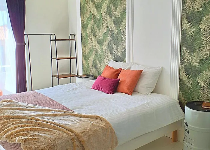 L'insolite Bed & Breakfast Gorges (Pays de la Loire)